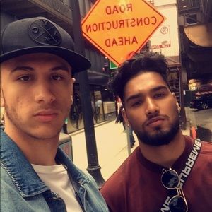 Meet your Posher, Uweis